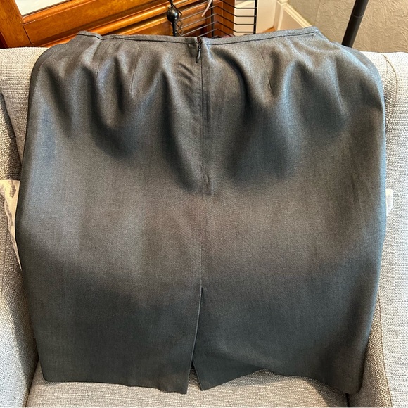 KASPER A. S. L. Petite Skirt and Jacket - Picture 9 of 11